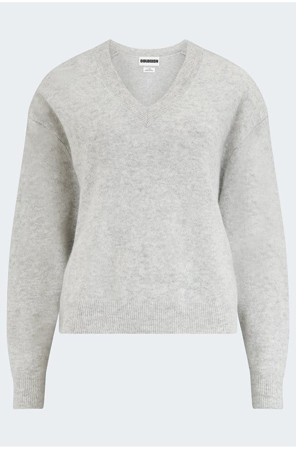 malibu 2.0 v neck jumper in fluffy grey