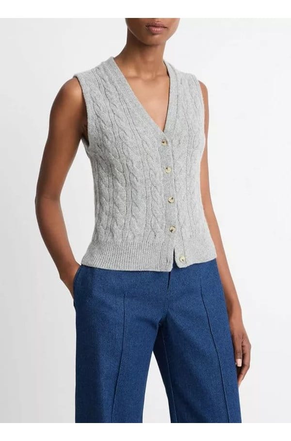 cable knit vest in heather silver dust