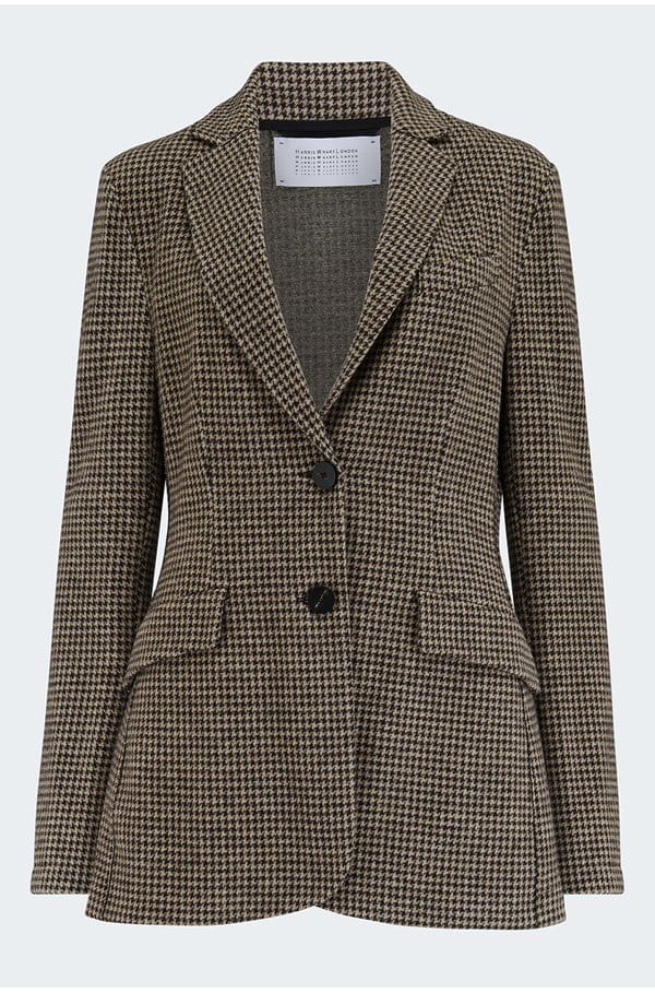 hacking jacket in beige houndstooth