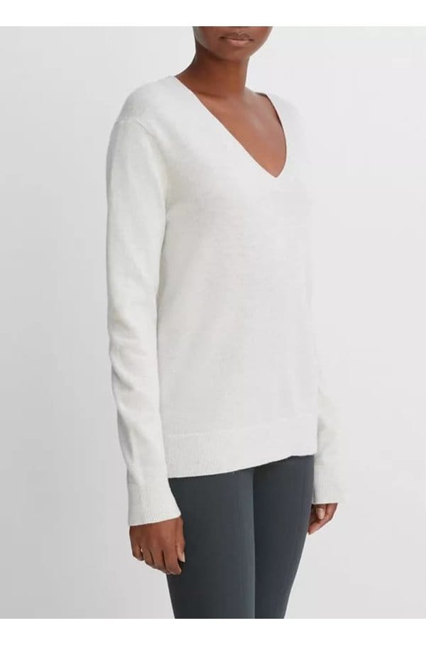 weekend v neck sweater in heather white