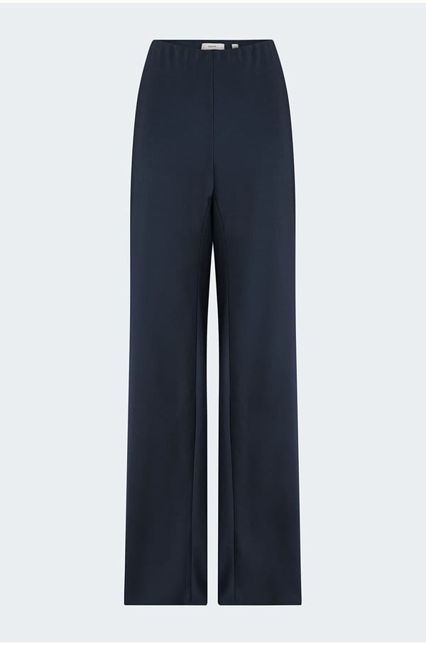 fluid bias pant in dark tide