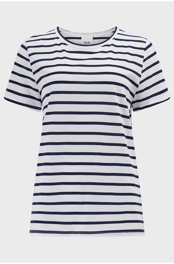 round neck t-shirt in white navy