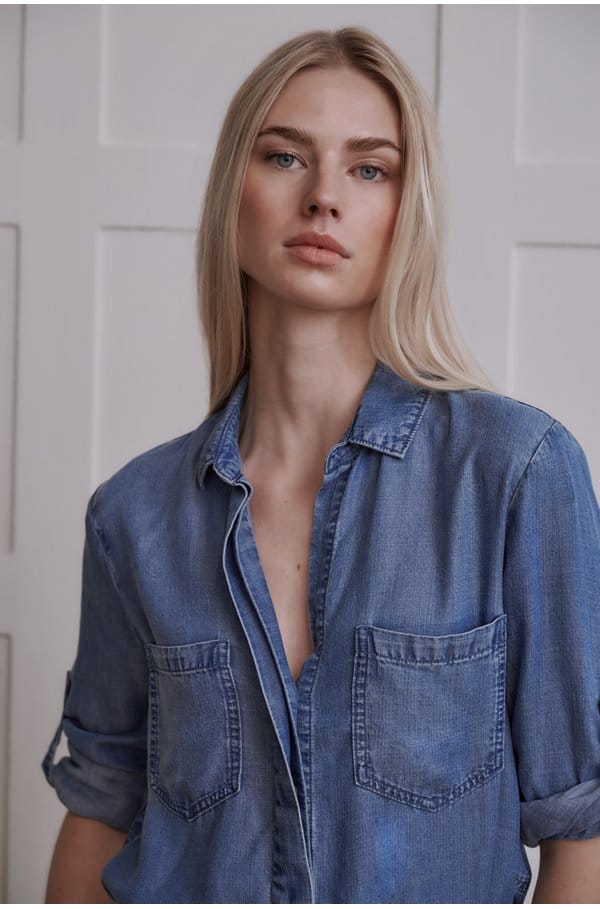 split back button down shirt in moonlit haze