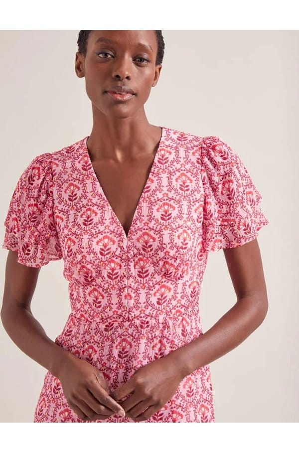 Trilogy Stores | Lotta Fil Coupé Maxi Dress in Pink Carnation Print