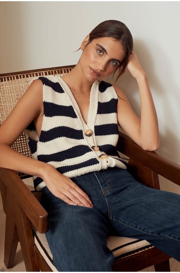 dounya knitted tank in ecru marine