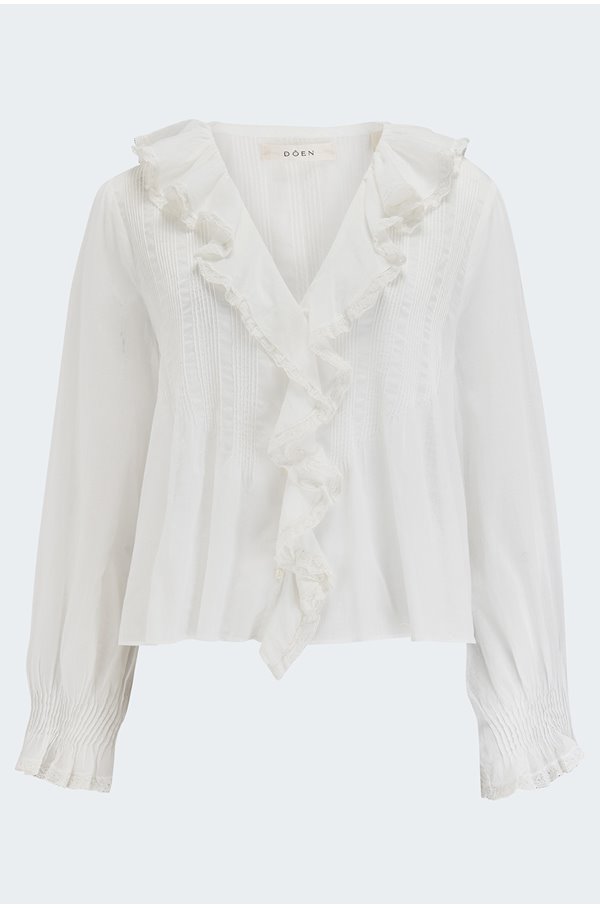 Doen Hardy Top In Salt In White